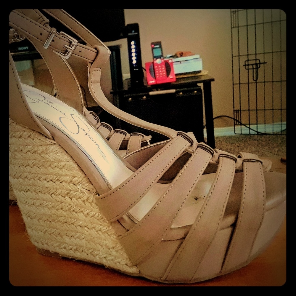 Jessica Simpson Wedges